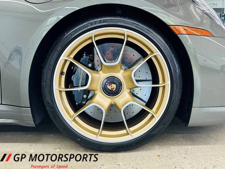 2022 Porsche 911