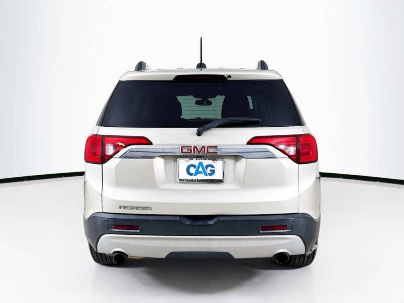 2017 GMC Acadia SLT-1