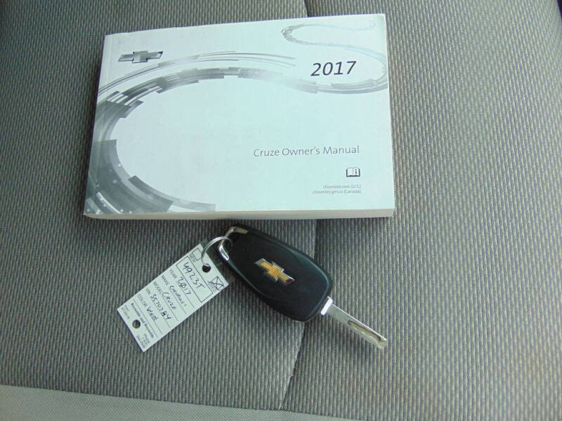 2017 Chevrolet Cruze LT Auto