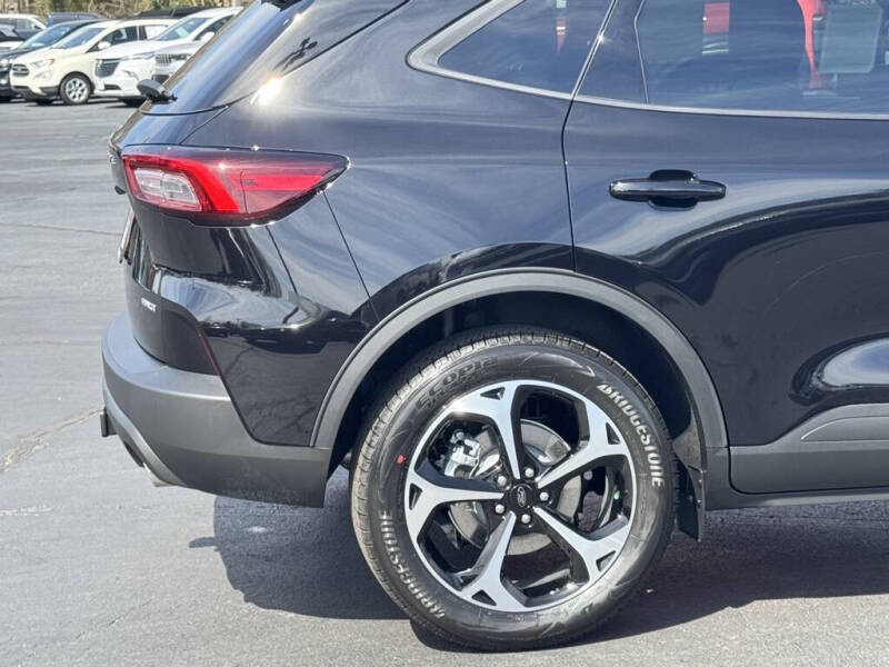 2025 Ford Escape ST-Line Select