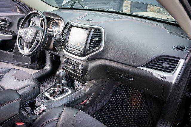 2018 Jeep Cherokee Trailhawk