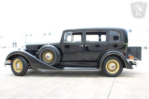 1934 Packard 1100