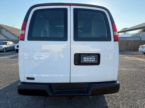 2016 Chevrolet Express 2500