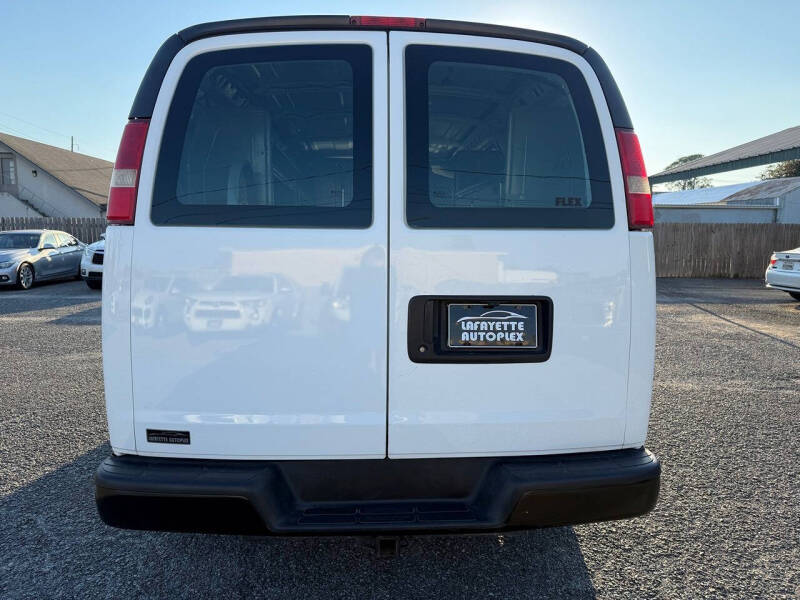 2016 Chevrolet Express 2500