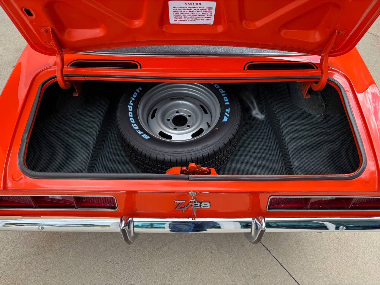 1969 Chevrolet Camaro 9