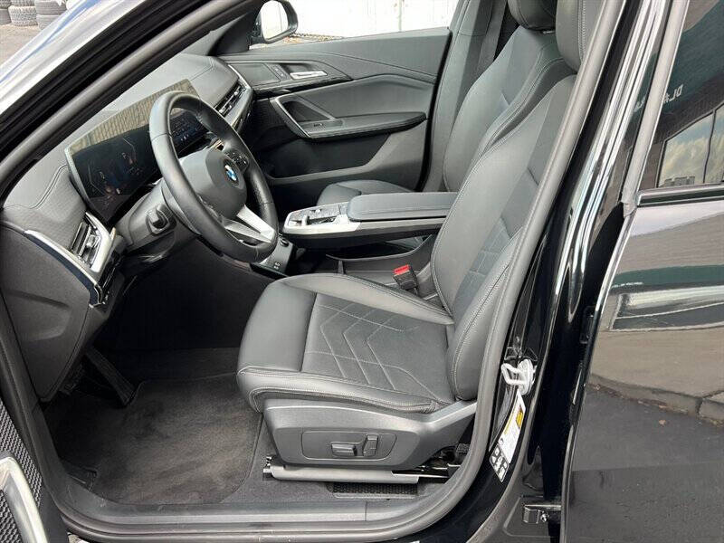 2025 BMW X2 xDrive28i