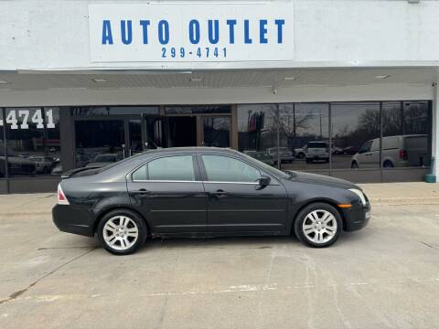 2009 Ford Fusion for sale at Auto Outlet in Des Moines IA