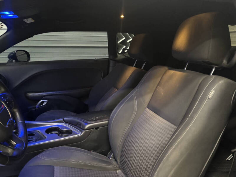 2018 Dodge Challenger SXT