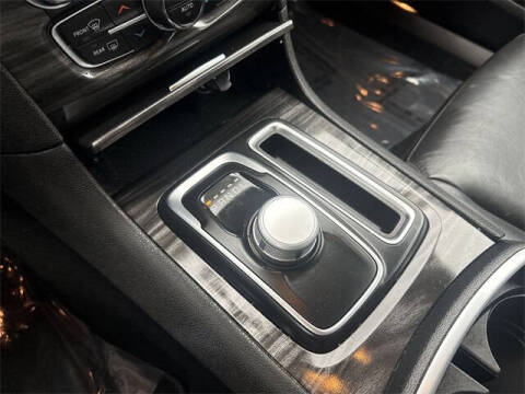 2019 Chrysler 300 Touring