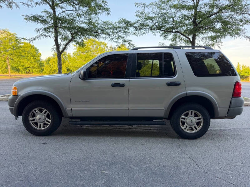 2002 Ford Explorer XLS