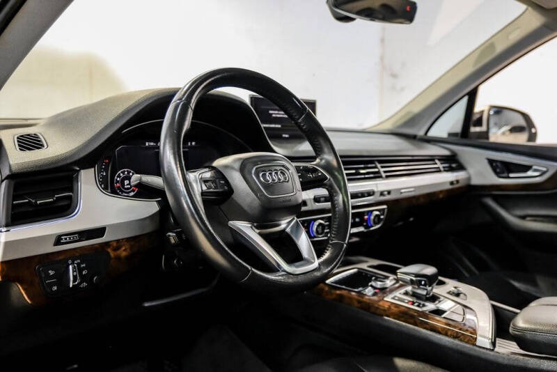 2018 Audi Q7 2.0T quattro Premium Plus