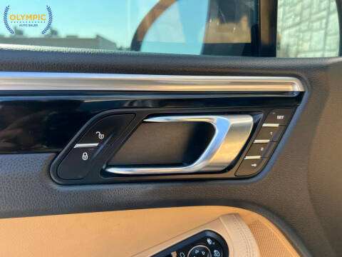 2018 Porsche Macan