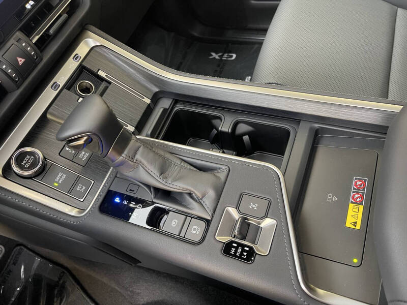 2025 Lexus GX 550 Premium