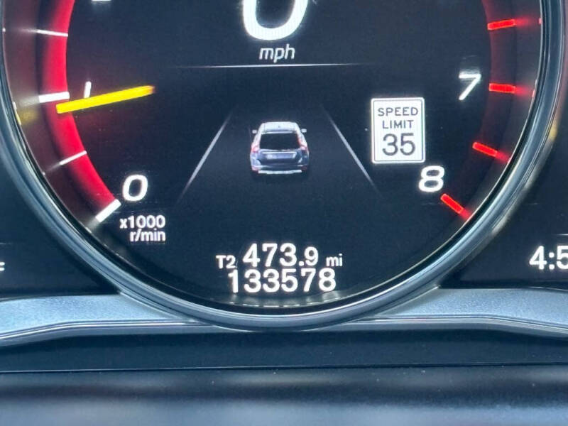 2016 Volvo XC60 T6 Drive-E Platinum