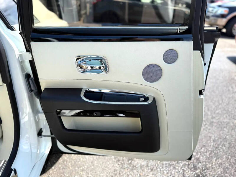 2011 Rolls-Royce Ghost