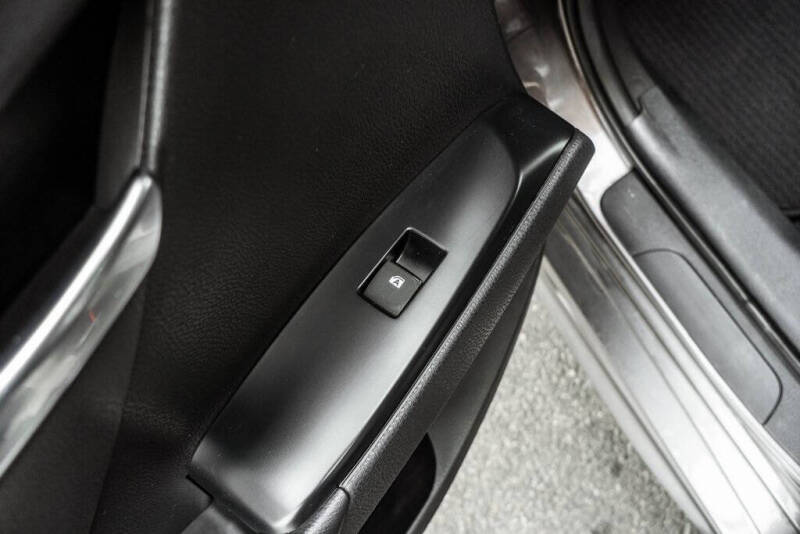 2020 Toyota Camry SE Nightshade