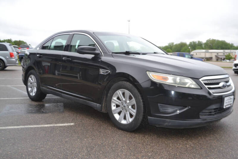 2011 Ford Taurus SE