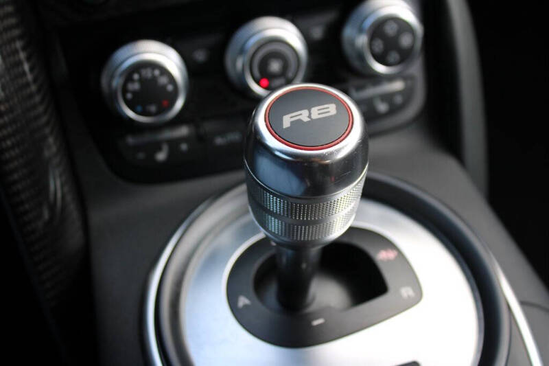 2010 Audi R8 5.2 quattro