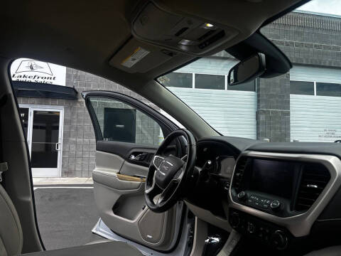 2017 GMC Acadia Denali