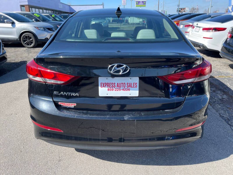 2017 Hyundai Elantra