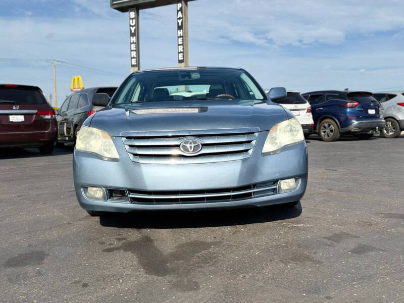 2005 Toyota Avalon Limited