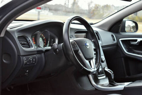 2015 Volvo S60 T5 Premier Plus