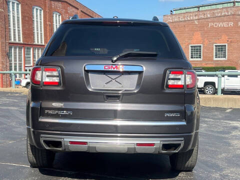 2016 GMC Acadia Denali