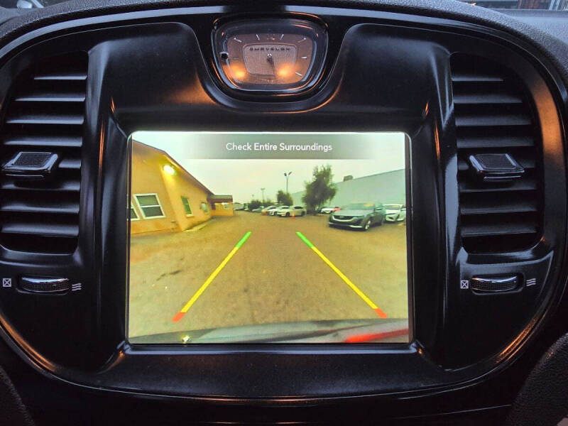 2023 Chrysler 300 S V6