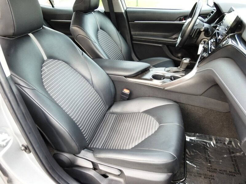 2021 Toyota Camry Sedan