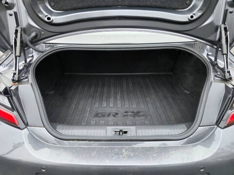 2025 Toyota GR86 Premium