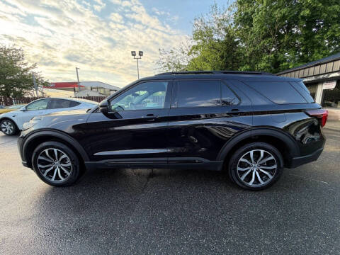 2025 Ford Explorer ST-Line