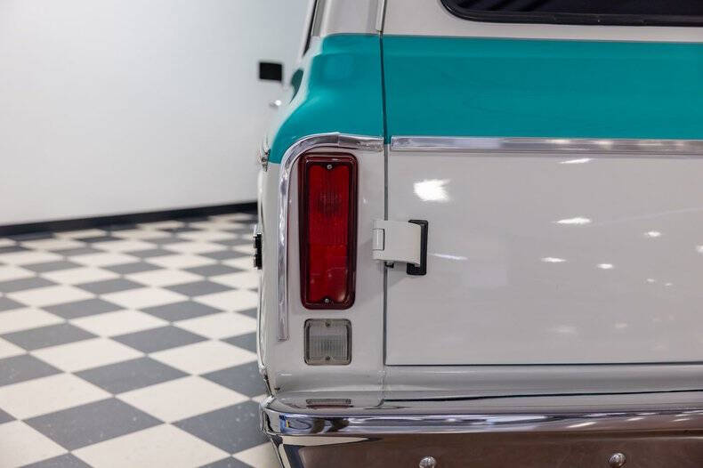 1971 Chevrolet Suburban