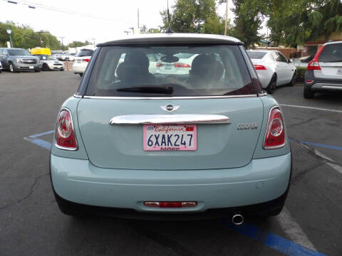 2012 MINI Cooper Hardtop