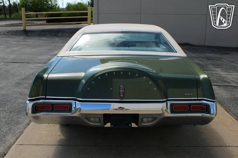 1972 Lincoln Continental
