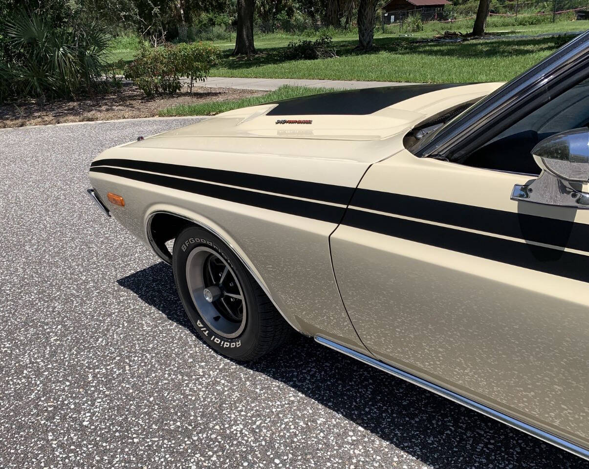 1973 Dodge Challenger 25
