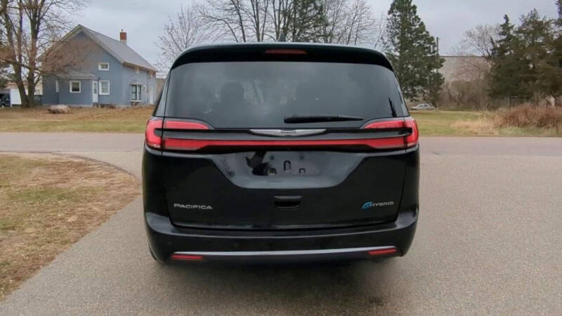 2023 Chrysler Pacifica Plug-In Hybrid Limited
