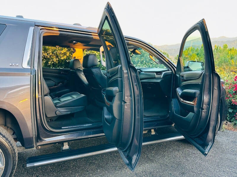 2016 Chevrolet Suburban LT