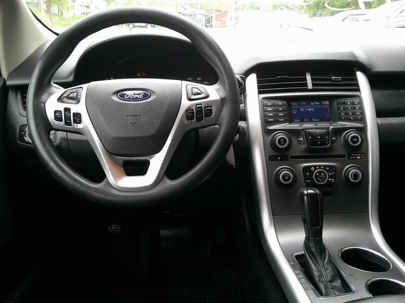 2011 Ford Edge SE