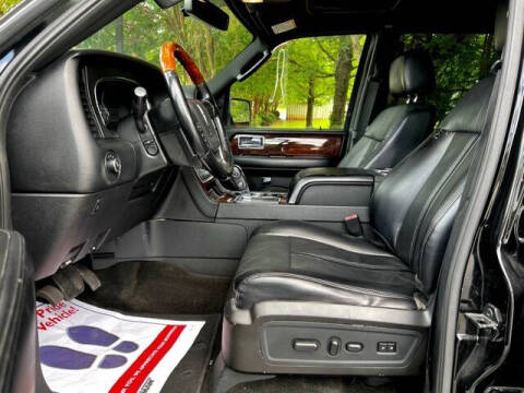 2017 Lincoln Navigator L Select