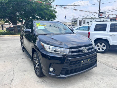 2017 Toyota Highlander SE