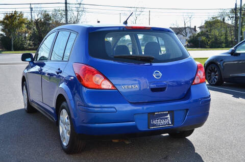 2011 Nissan Versa 1.8 S