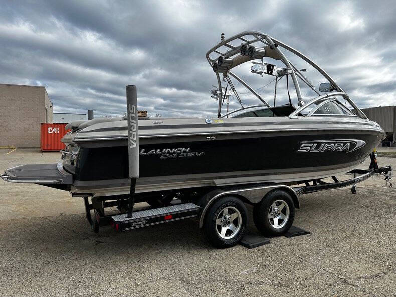 2005 Supra Boats Launch 24SSV