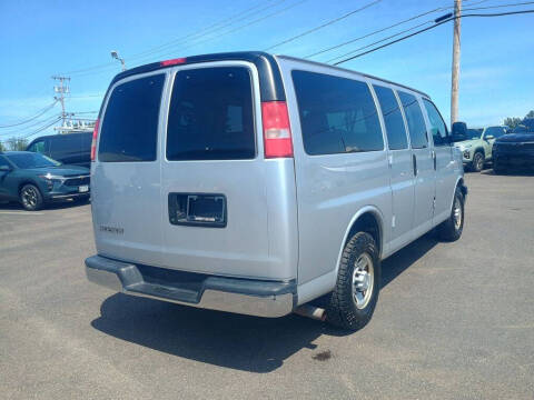 2017 Chevrolet Express LS 2500