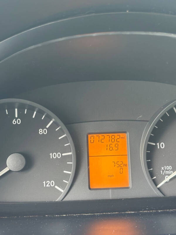 2010 Itasca NAVION 24A