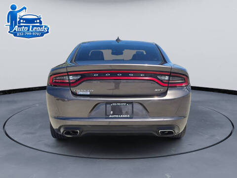 2017 Dodge Charger SXT