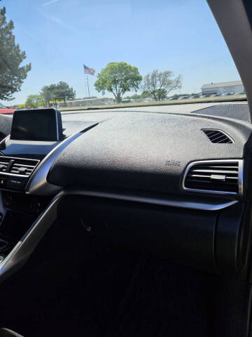 2018 Mitsubishi Eclipse Cross LE