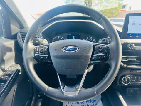 2022 Ford Escape SE