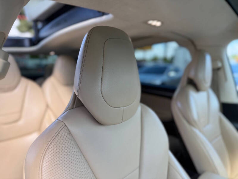 2016 Tesla Model X 90D