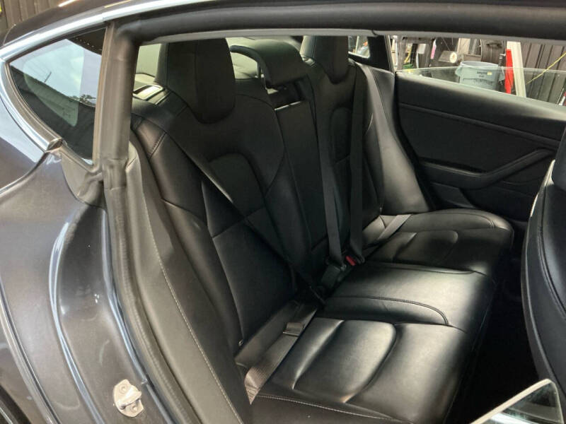 2020 Tesla Model 3 Standard Range Plus