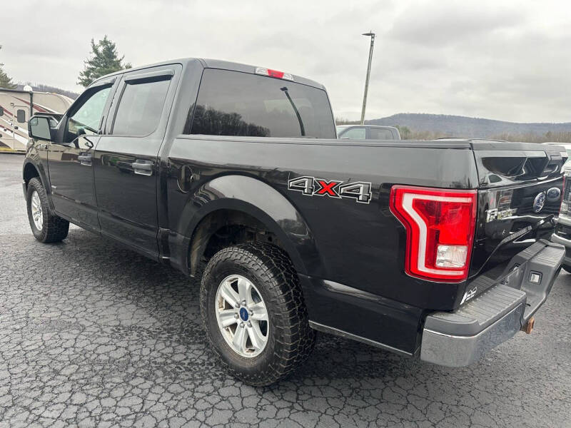 2015 Ford F-150 XLT photo 4